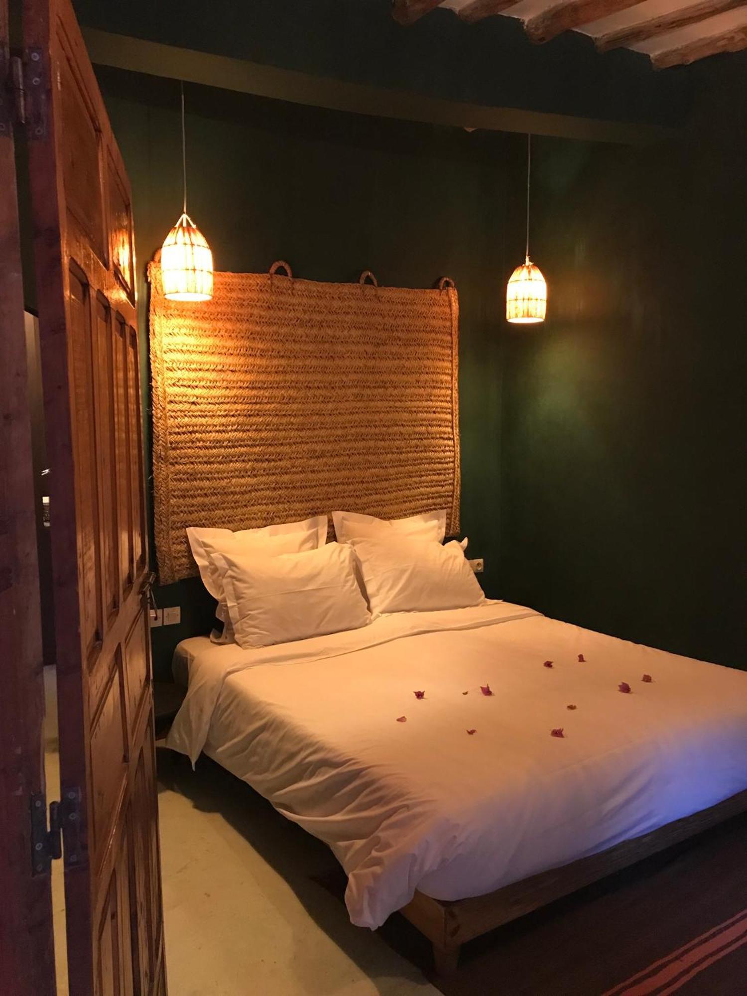 菲尔姆柏柏尔住宿加早餐旅馆 El Harkat 外观 照片